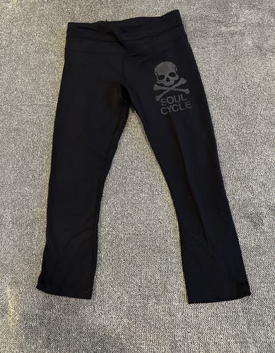 Lululemon soul cycle black skull leggings size 6