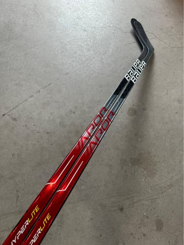 2 PACK NCAA New Senior Bauer Left Hand 87 Flex P92M Pro Stock Vapor Hyperlite Hockey Stick