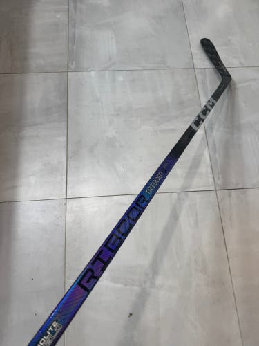 CCM Trigger 8 Pro 85 P29  Left