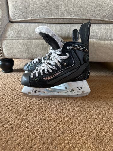 Used Senior CCM Regular Width 8 RibCor 44K Hockey Skates