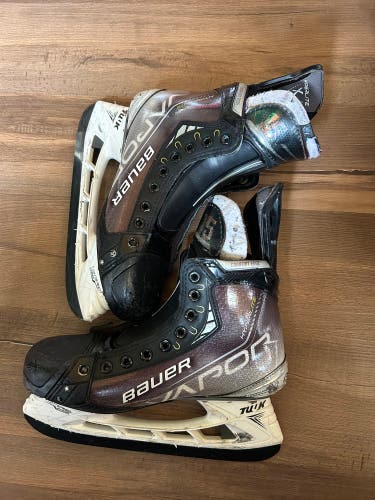 Bauer Hyperlite Hockey skates