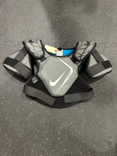 Used Medium Youth Nike Vapor LT Shoulder Pads