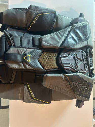 Used XL Bauer Mach Goalie Chest Protector
