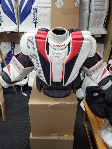 New Large CCM Eflex 5.9 Goalie Chest Protector