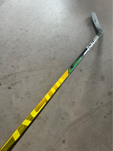 NCAA New Senior Bauer Left Hand 82 Flex P88M Pro Stock Supreme UltraSonic Hockey Stick