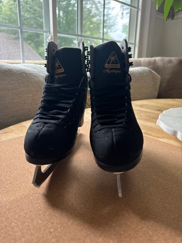 Jackson Mystique Skates Size 1 Youth