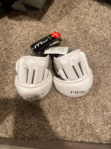 New Adult Maverik Max Arm Pads