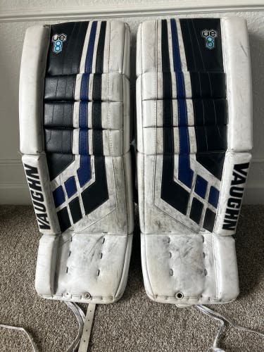 Used 28" Vaughn Velocity VE8 Goalie Leg Pads