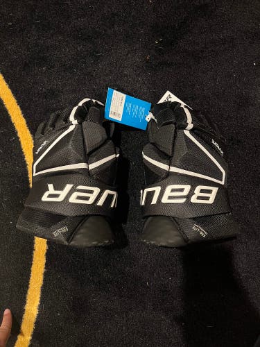 Bauer Vapor Sr Gloves Size 14in