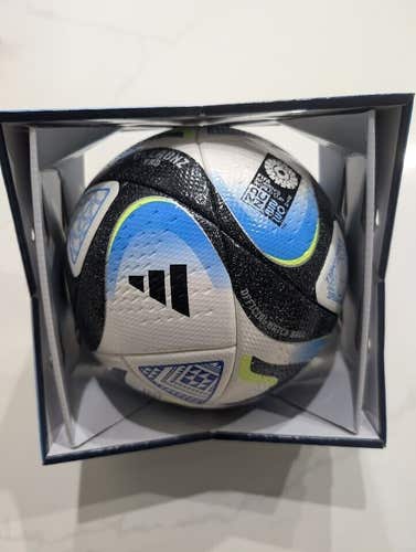 adidas FIFA Women's World Cup 2023 Oceaunz Pro Official Match Ball HT9011 Size 5