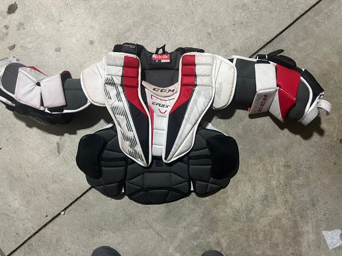 CCM EFlex 5.5 Junior Chest Protector