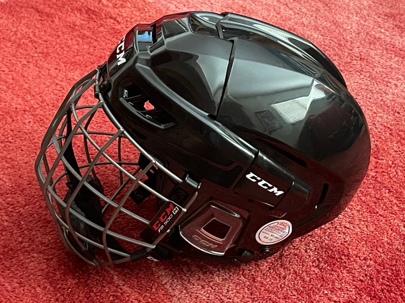 Used Large CCM FL500 Helmet