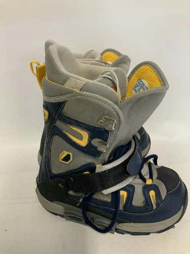 Used Burton Freestyle Junior 05 Boys' Snowboard Boots