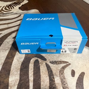 Used Intermediate Bauer Regular Width   6.5 Vapor XLTX Pro Hockey Skates