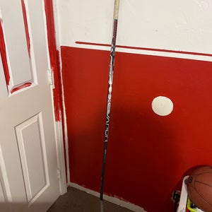 Used Left Handed Bauer Vapor X 700 intermediate, p88, 77 flex, 56”