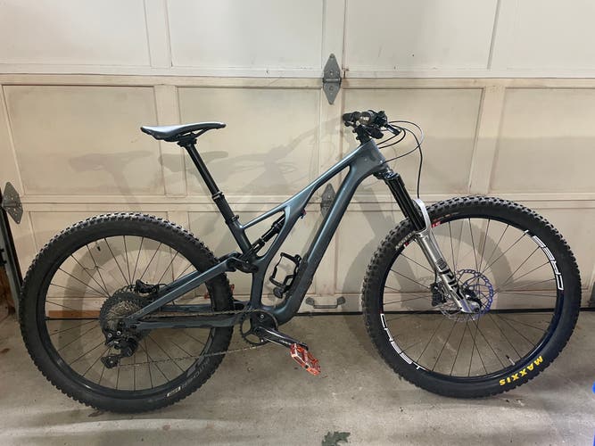 2019 Specialized Stumpjumper Medium Carbon Comp