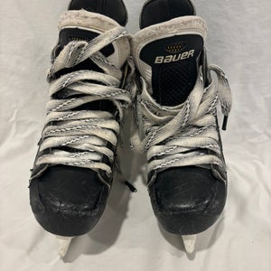 Used Bauer  12 Supreme Hockey Skates