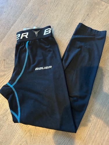 Black Used Youth Unisex Large Bauer Base Layer Pants