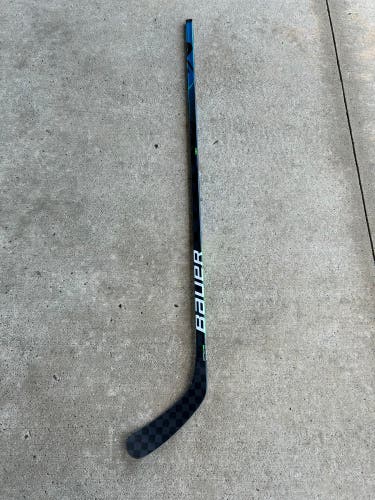 New Senior Bauer Right Handed 87 Flex P92 Pro Stock Oates Nexus Geo Hockey Stick