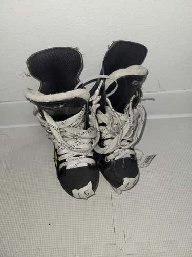 Used Graf G335s Junior 01.5 Ice Hockey Skates