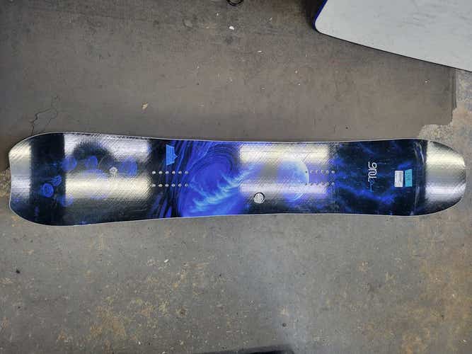 Used Gnu Barrett 149 Cm Men's Snowboards