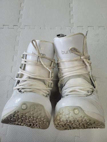 Used Burton Sapphire Senior 7 Women's Snowboard Boots