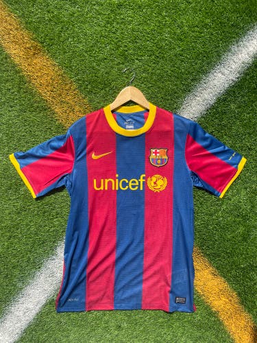 Barcelona 2010/2011 Home Messi Retro Soccer Jersey