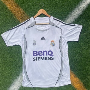 Real Madrid 2007 Home Beckham Retro Soccer Jersey