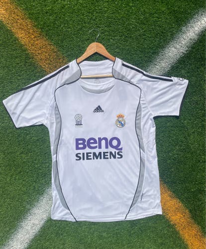 Real Madrid 2007 Home Beckham Retro Soccer Jersey