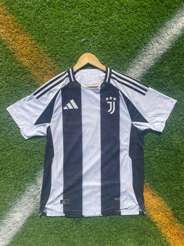 Juventus 2024/2025 Home Retro Soccer Jersey