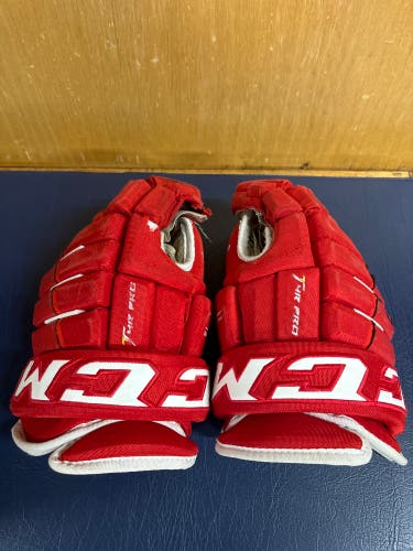 CCM 4 Roll Glove - Red 14”