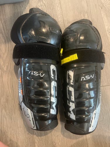 Used Intermediate CCM 12" Tacks AS-V Pro Shin Pads