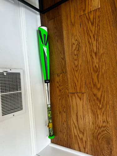 Used  Easton BBCOR Certified Composite 29 oz 32" Mako Bat