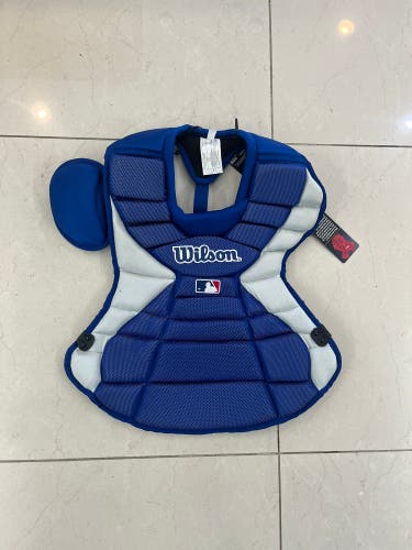 Brand New Wilson Hinge FX Royal Blue LG/XL 18” Chest Protector