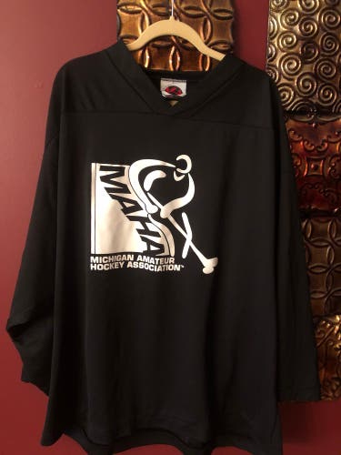Used XL Men's K1 MAHA Jersey