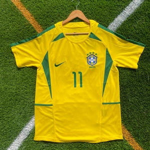 Brazil 2002 Home Ronaldinho Retro Soccer Jersey