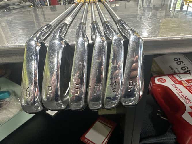 Used Mizuno Mp-59 4i-pw Regular Flex Graphite Shaft Iron Sets