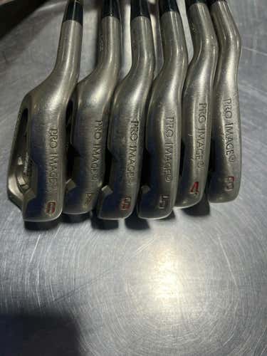 Used Pro Feet Tech 200 3i-8i Regular Flex Graphite Shaft Iron Sets