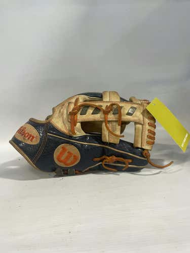 Used Wilson A2000 11 1 2" Fielders Gloves