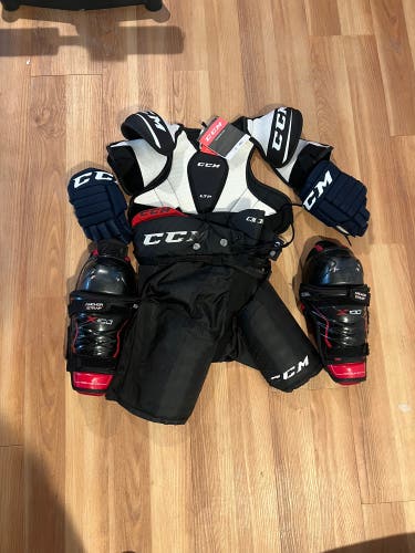 CCM JR SMALL Hockey starter KIT