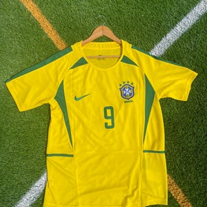 Brazil 2002 Home Ronaldo Retro Soccer Jersey