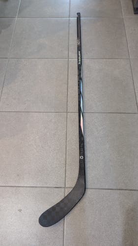 Barely Used Intermediate Bauer Proto-R Right Handed Hockey Stick - 55 Flex - P28