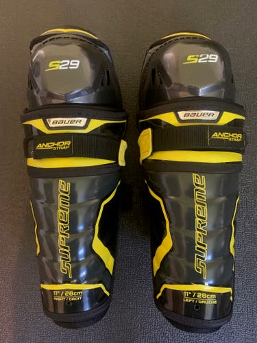 Used Intermediate Bauer Supreme S29 11" Shin Pads