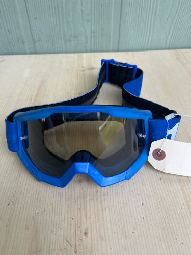 Blue Used Unisex 100% Goggles