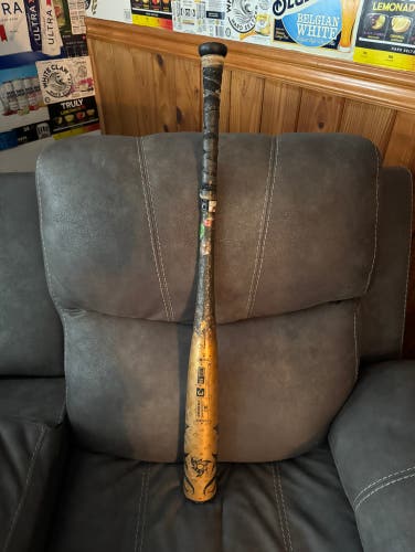 Used DeMarini (-3) 29 oz 32" Voodoo One Bat