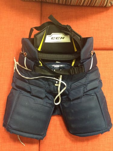 CCM Axis 1.5 Jr Shorts