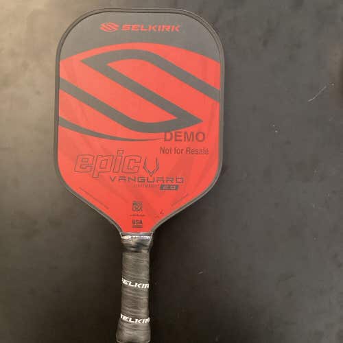 Selkirk Vanguard 2.0 Epic Pickleball Paddle 7.6oz