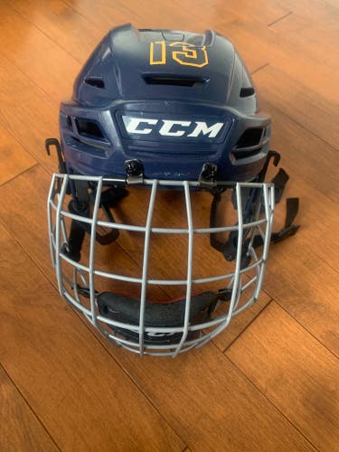 Ccm hockey helmet