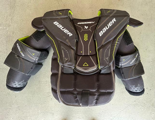 New L/XL Bauer Youth Prodigy Goalie Chest Protector
