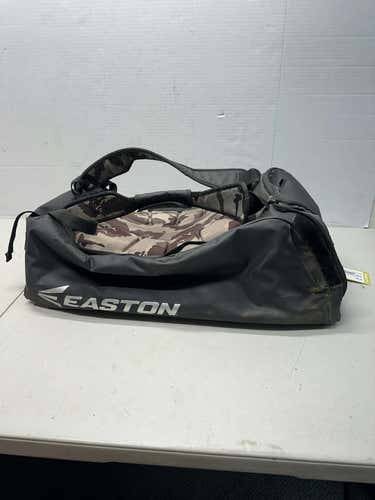 Used Easton Camo Player Carry Bag Baseball And Softball Equipment Bags